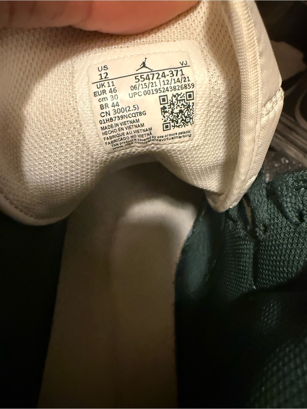Jordan 1 Mid - Picture 6 of 7